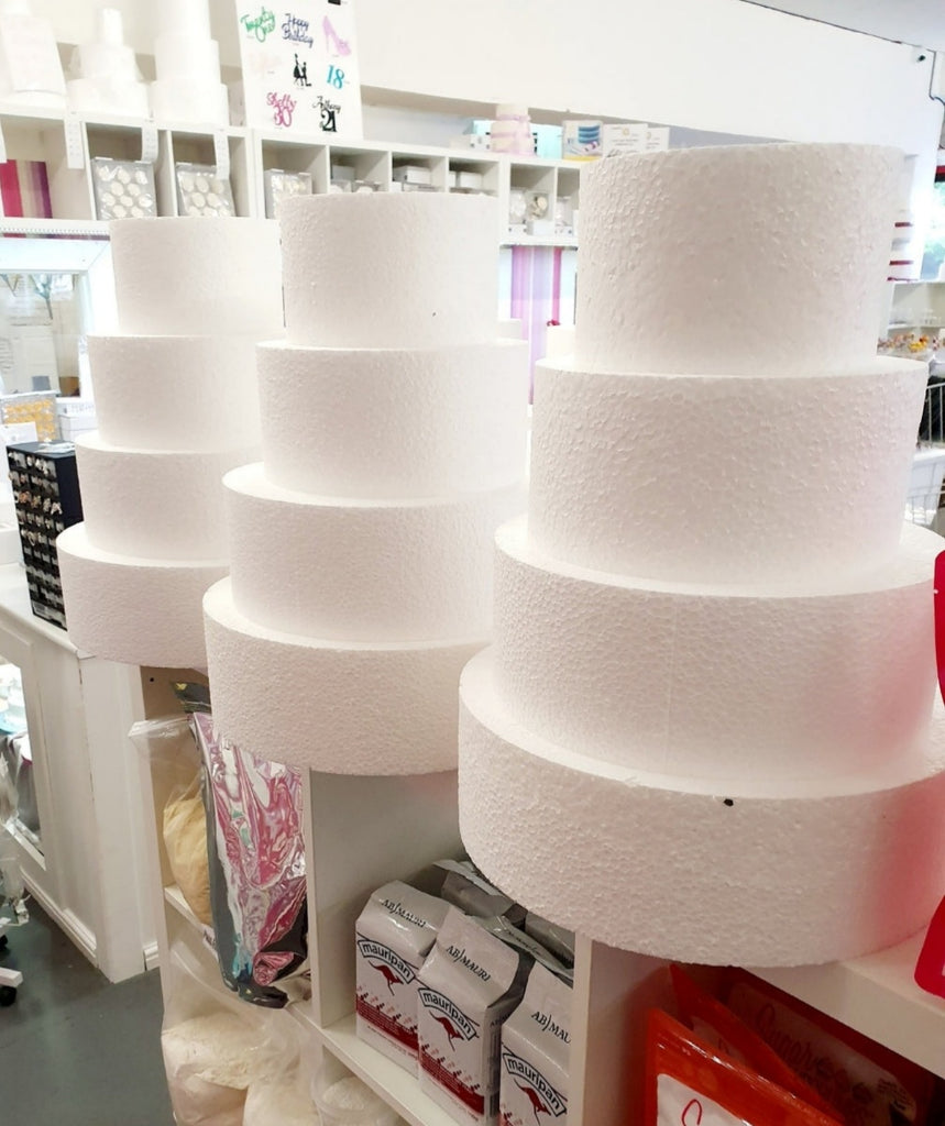 All 4" deep cake dummies £1