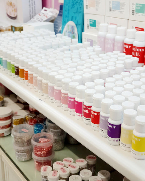 Plain Iced Sponge Cakes & Cake Decorating Supplies in Glasgow and UK