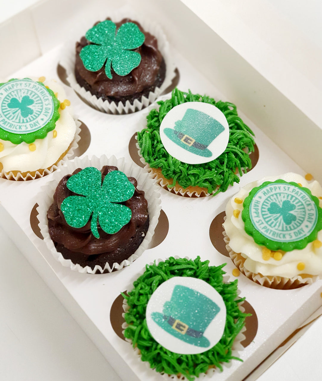 Edible Print or Plain Sheets A4.