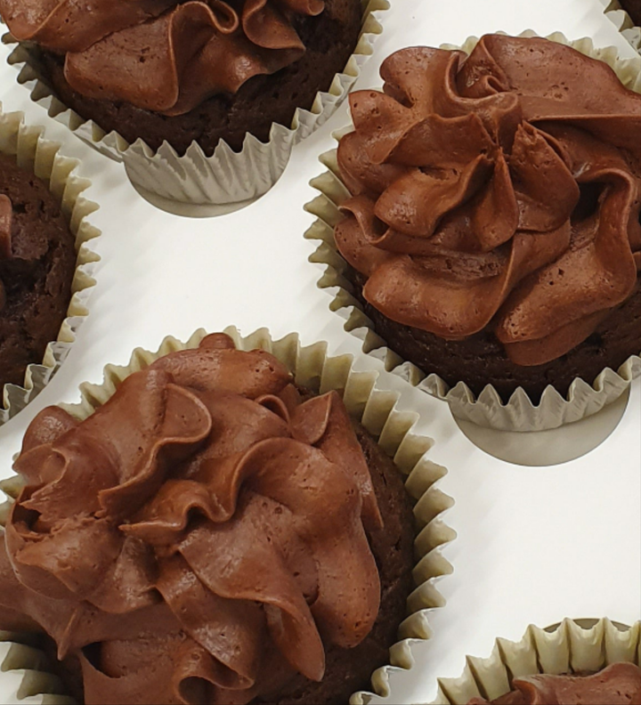 Dawn Frosting - Vanilla or Chocolate