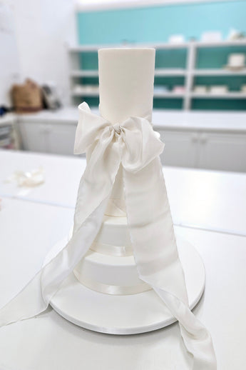 **NEW** Wedding Cake Kit 'Fiocco D'Amore' - (Includes the cake)