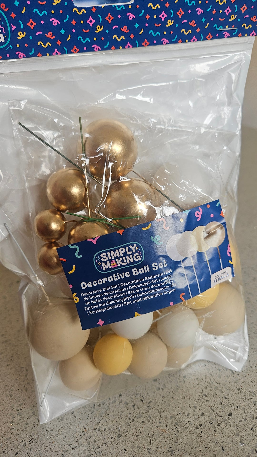 Cake Decorating Balls (32 pieces) - Simply Making