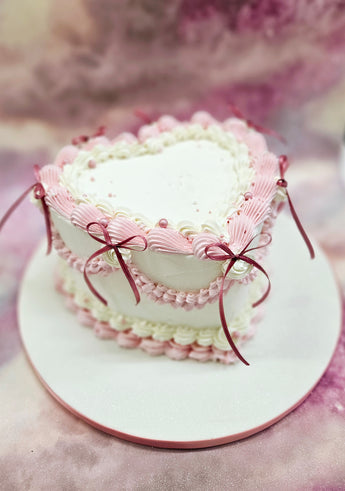 Frosted Heart Cake & Piping Techniques 3hrs. 12noon, Saturday, 28th June 2025.