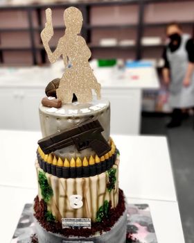 Tomb Raider Cake