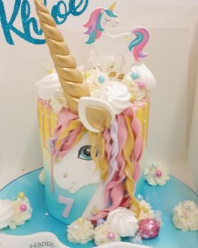 Unicorn Twirl Cake